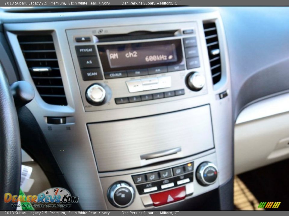 2013 Subaru Legacy 2.5i Premium Satin White Pearl / Ivory Photo #11