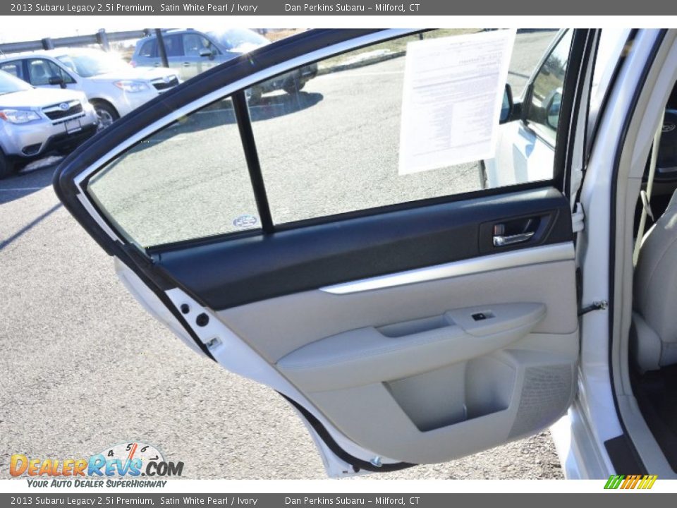 2013 Subaru Legacy 2.5i Premium Satin White Pearl / Ivory Photo #17