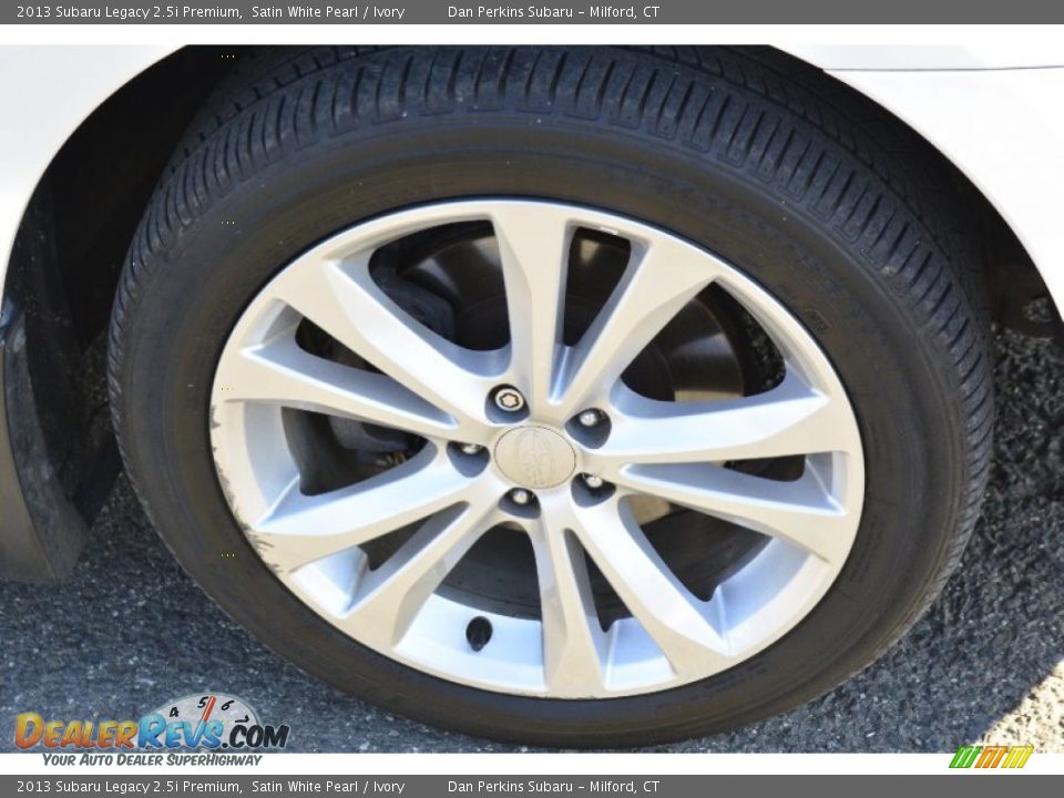 2013 Subaru Legacy 2.5i Premium Satin White Pearl / Ivory Photo #19