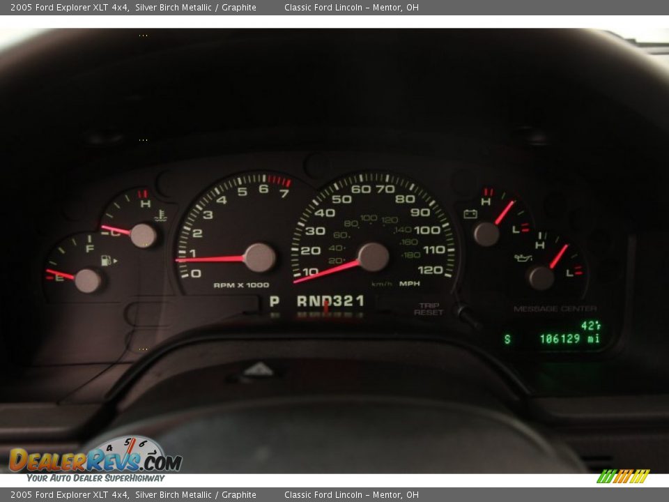 2005 Ford Explorer XLT 4x4 Silver Birch Metallic / Graphite Photo #7