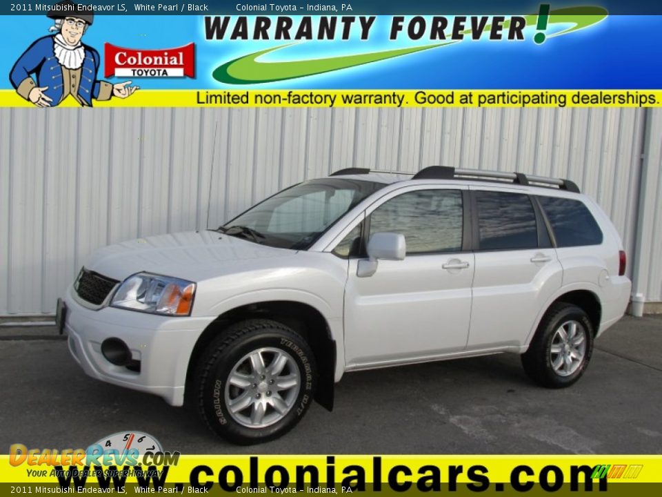 2011 Mitsubishi Endeavor LS White Pearl / Black Photo #1