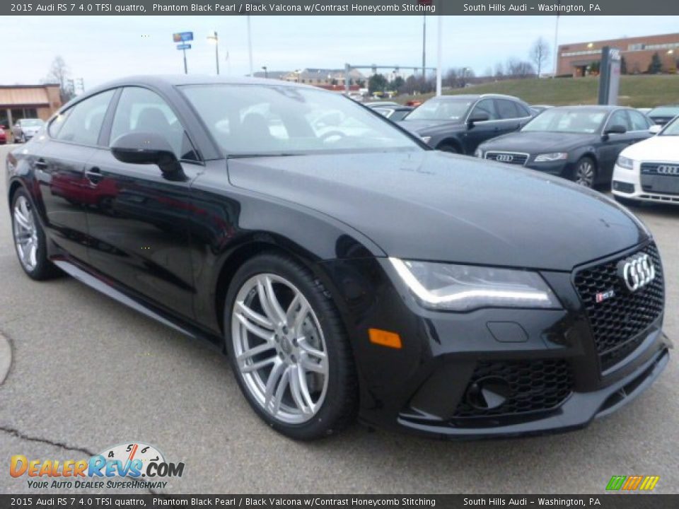 Front 3/4 View of 2015 Audi RS 7 4.0 TFSI quattro Photo #5