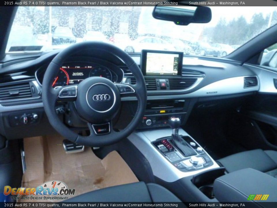 Dashboard of 2015 Audi RS 7 4.0 TFSI quattro Photo #10