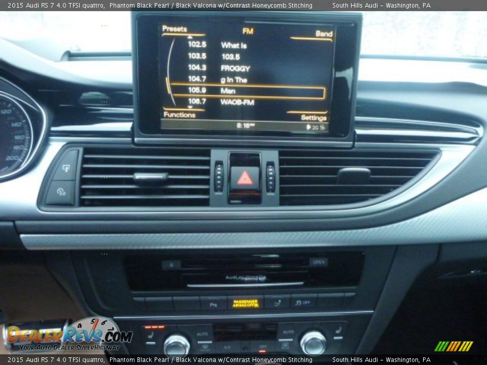 Controls of 2015 Audi RS 7 4.0 TFSI quattro Photo #15