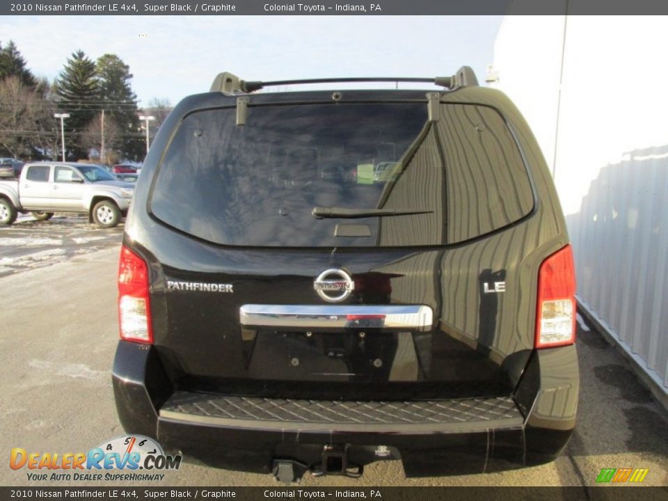 2010 Nissan Pathfinder LE 4x4 Super Black / Graphite Photo #5