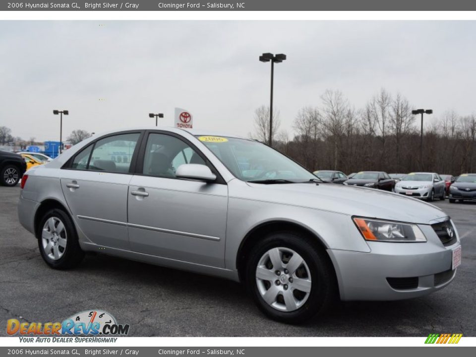 2006 Hyundai Sonata GL Bright Silver / Gray Photo #1
