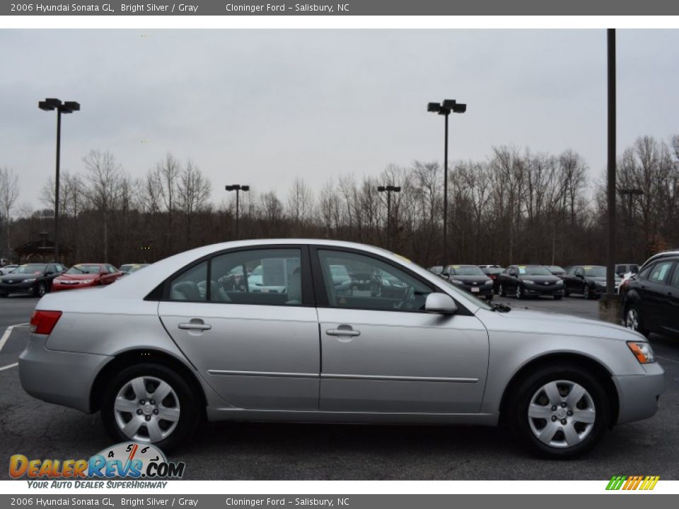 2006 Hyundai Sonata GL Bright Silver / Gray Photo #2