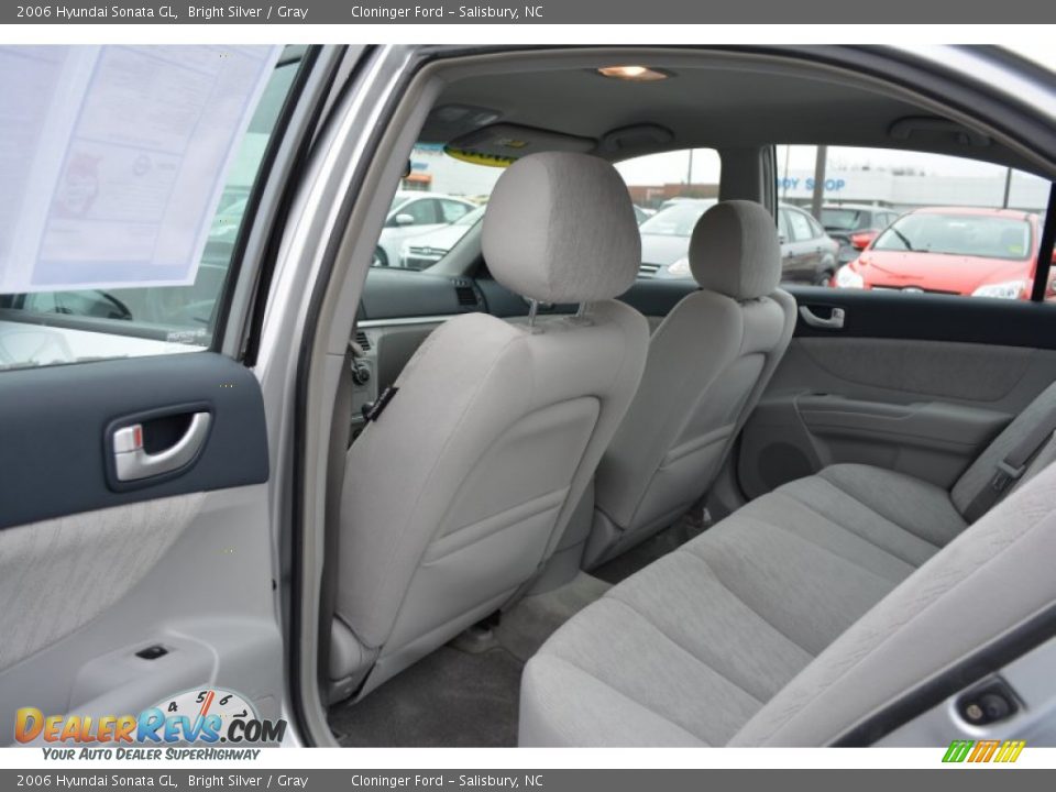 2006 Hyundai Sonata GL Bright Silver / Gray Photo #12