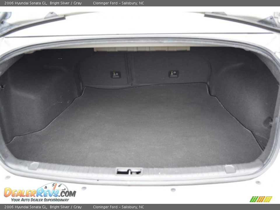 2006 Hyundai Sonata GL Bright Silver / Gray Photo #13