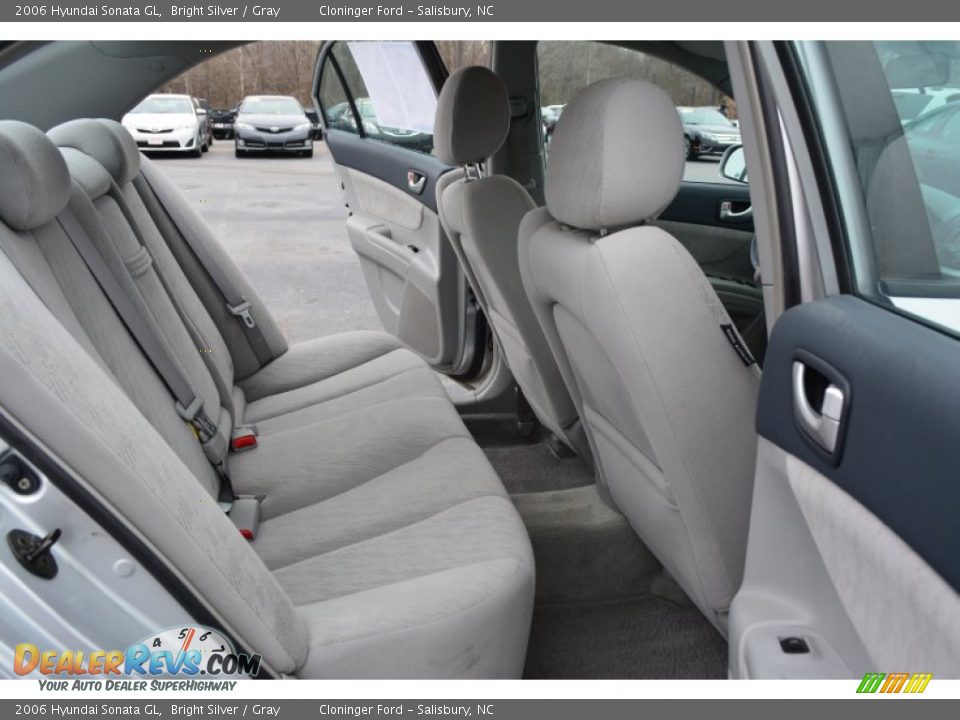 2006 Hyundai Sonata GL Bright Silver / Gray Photo #14