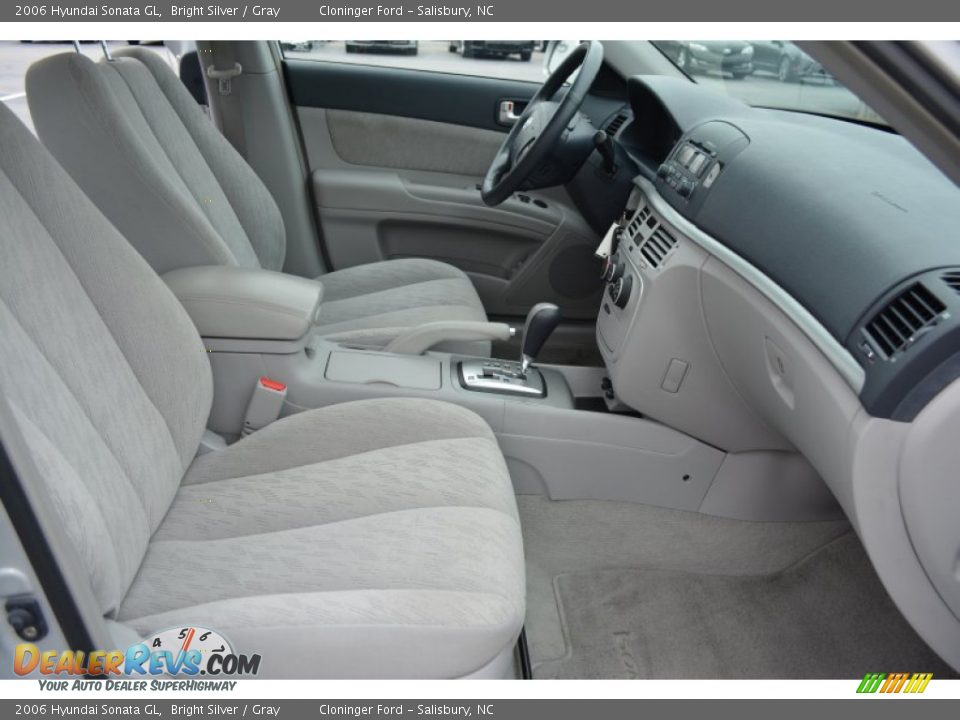 2006 Hyundai Sonata GL Bright Silver / Gray Photo #16