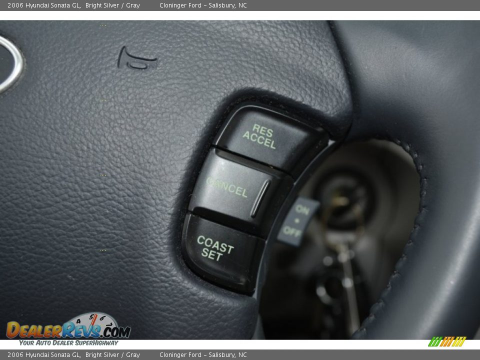 2006 Hyundai Sonata GL Bright Silver / Gray Photo #21