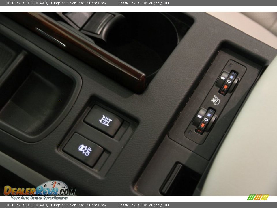 2011 Lexus RX 350 AWD Tungsten Silver Pearl / Light Gray Photo #17