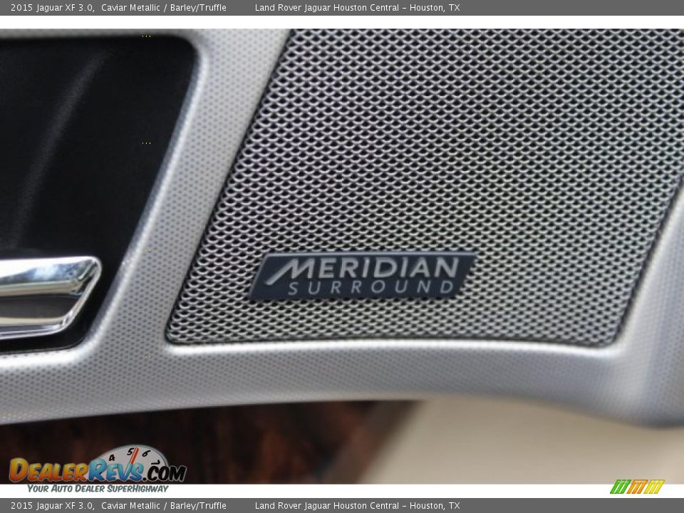 Audio System of 2015 Jaguar XF 3.0 Photo #8