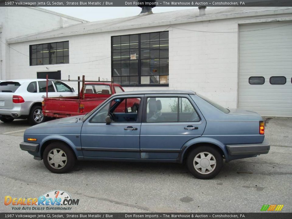 1987 Volkswagen Jetta GL Sedan Stratos Blue Metallic / Blue Photo #9