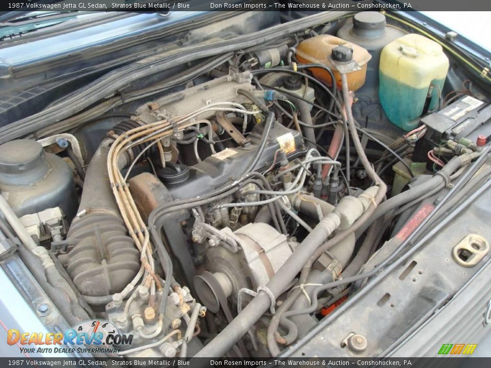 1987 Volkswagen Jetta GL Sedan Stratos Blue Metallic / Blue Photo #17