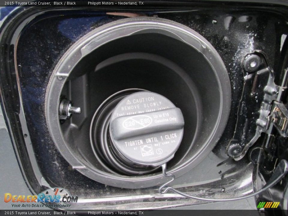 2015 Toyota Land Cruiser Black / Black Photo #15
