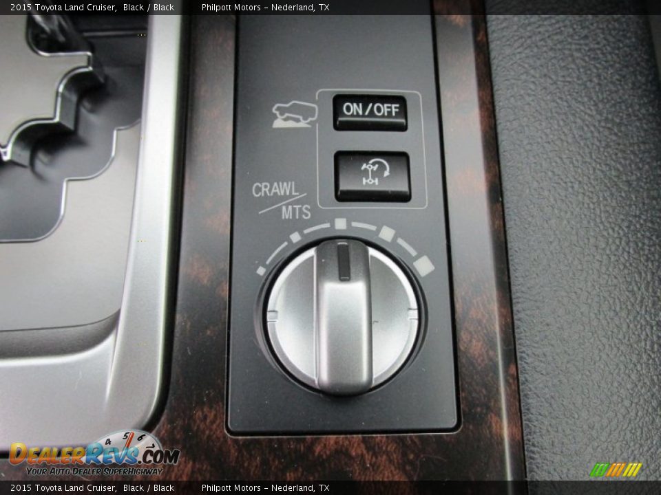 Controls of 2015 Toyota Land Cruiser  Photo #34