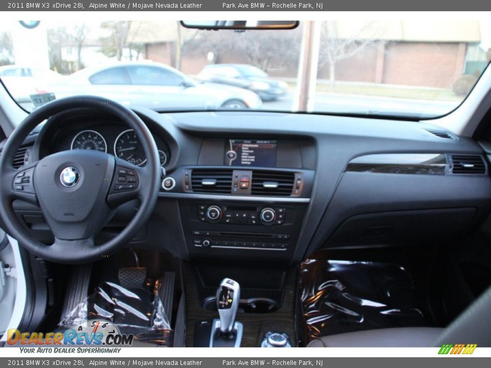 2011 BMW X3 xDrive 28i Alpine White / Mojave Nevada Leather Photo #16