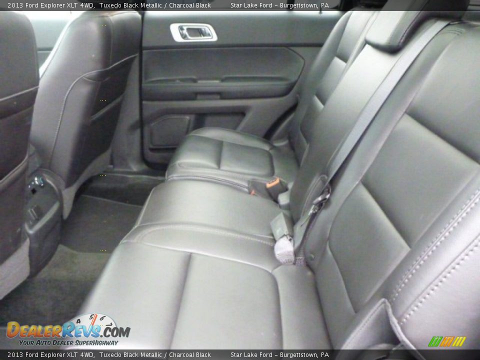 2013 Ford Explorer XLT 4WD Tuxedo Black Metallic / Charcoal Black Photo #10