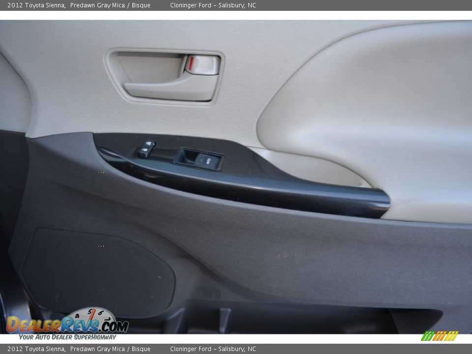 2012 Toyota Sienna Predawn Gray Mica / Bisque Photo #16