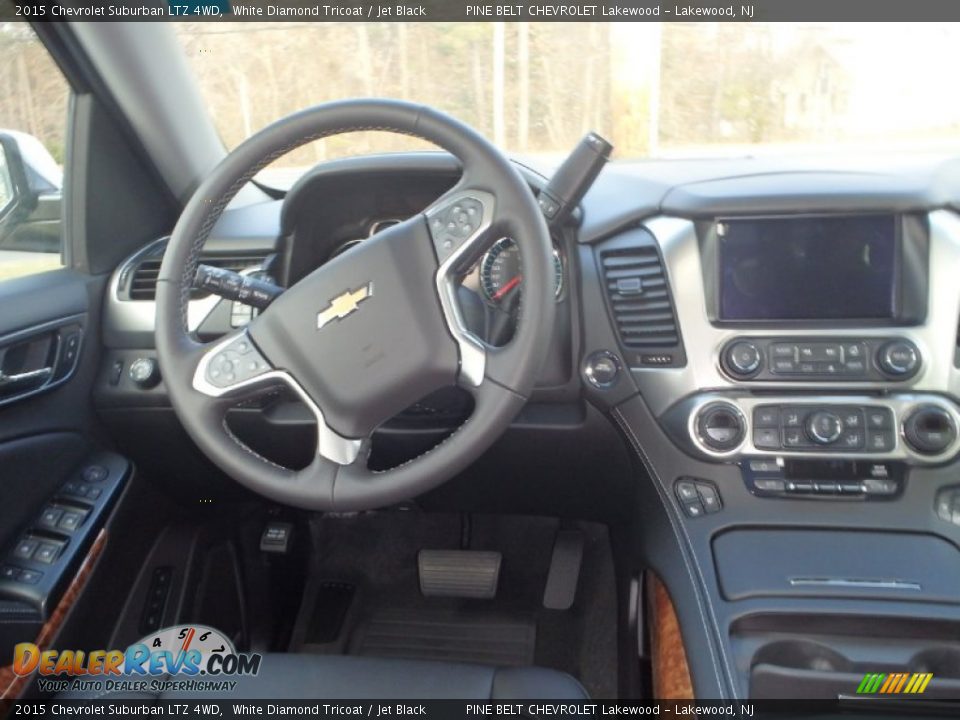 2015 Chevrolet Suburban LTZ 4WD White Diamond Tricoat / Jet Black Photo #8