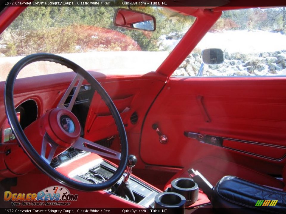 1972 Chevrolet Corvette Stingray Coupe Classic White / Red Photo #3