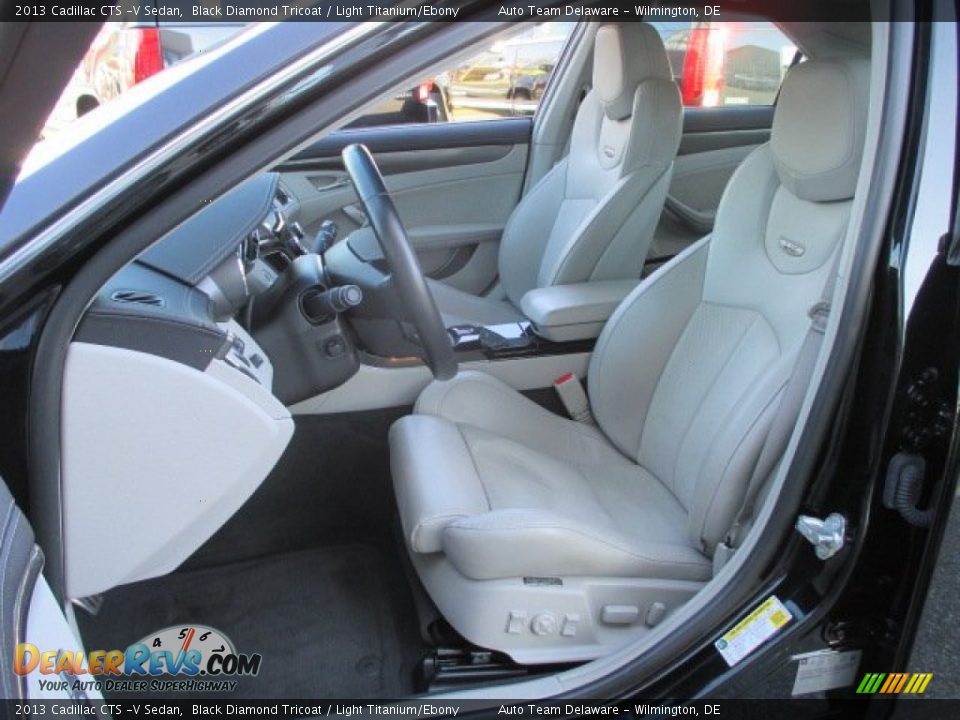 Front Seat of 2013 Cadillac CTS -V Sedan Photo #11