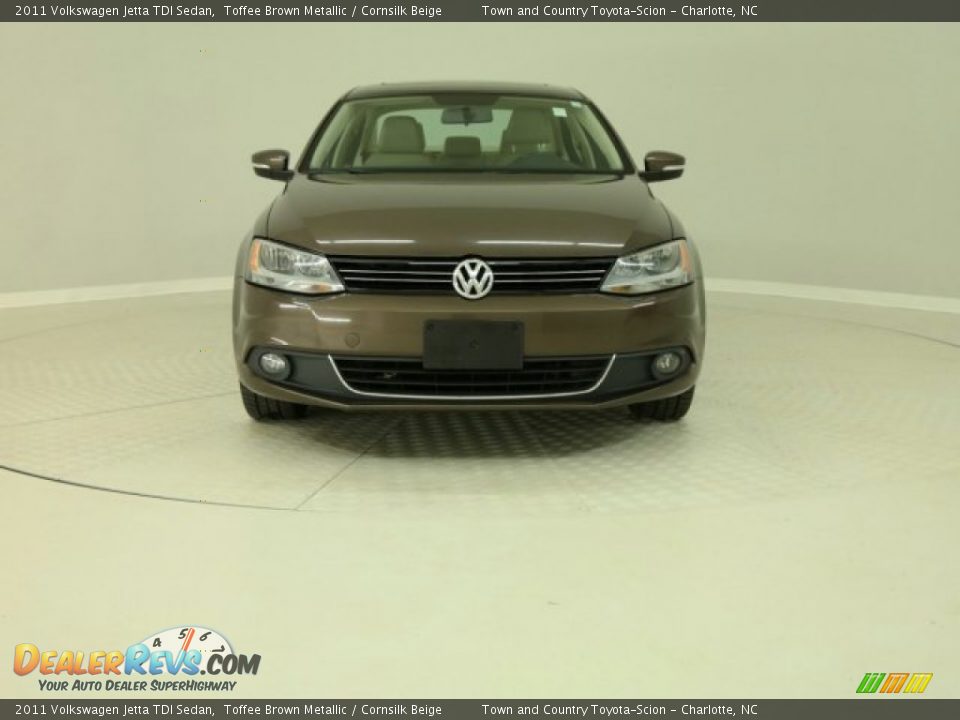 2011 Volkswagen Jetta TDI Sedan Toffee Brown Metallic / Cornsilk Beige Photo #5