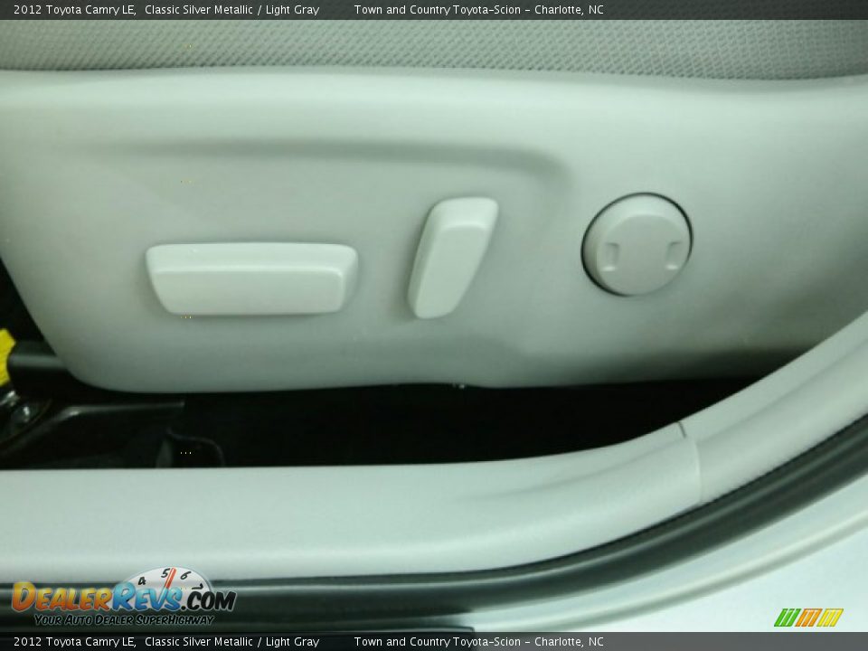 2012 Toyota Camry LE Classic Silver Metallic / Light Gray Photo #23