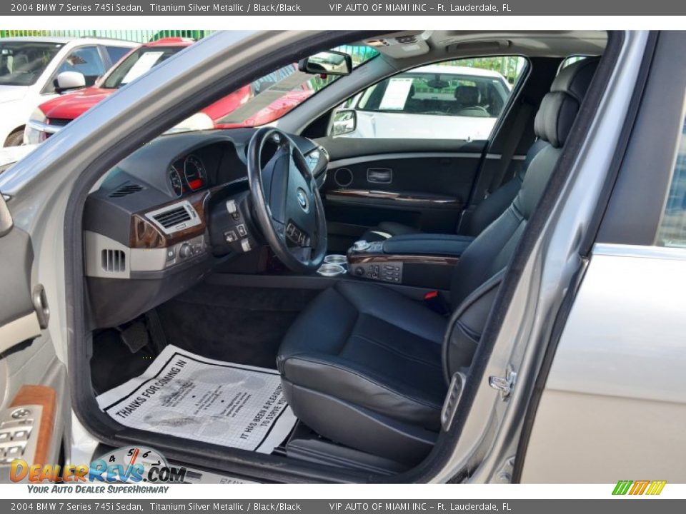 2004 BMW 7 Series 745i Sedan Titanium Silver Metallic / Black/Black Photo #12