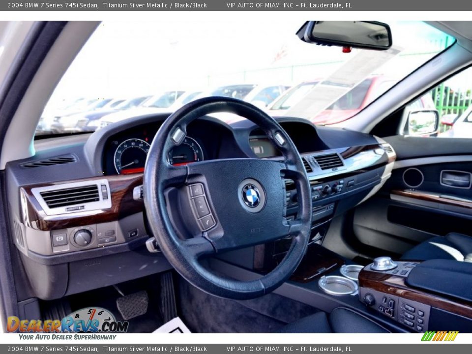 2004 BMW 7 Series 745i Sedan Titanium Silver Metallic / Black/Black Photo #18