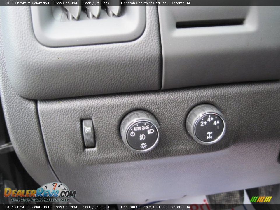 Controls of 2015 Chevrolet Colorado LT Crew Cab 4WD Photo #15