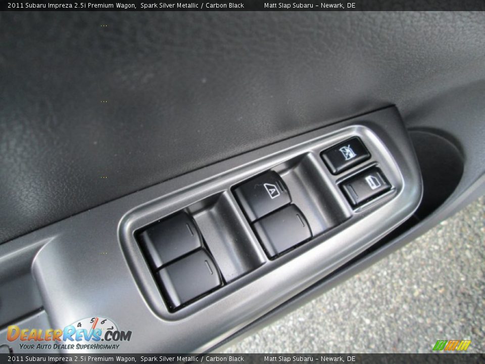 2011 Subaru Impreza 2.5i Premium Wagon Spark Silver Metallic / Carbon Black Photo #13
