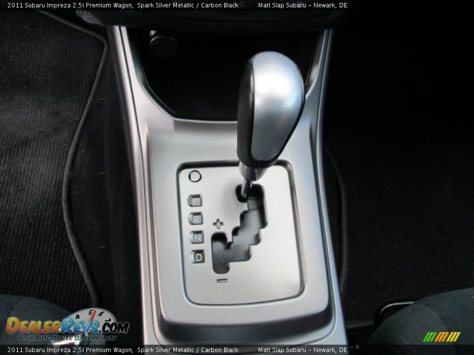 2011 Subaru Impreza 2.5i Premium Wagon Spark Silver Metallic / Carbon Black Photo #26