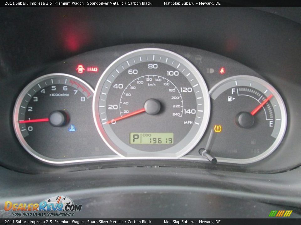 2011 Subaru Impreza 2.5i Premium Wagon Spark Silver Metallic / Carbon Black Photo #27