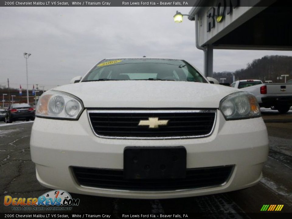 2006 Chevrolet Malibu LT V6 Sedan White / Titanium Gray Photo #3