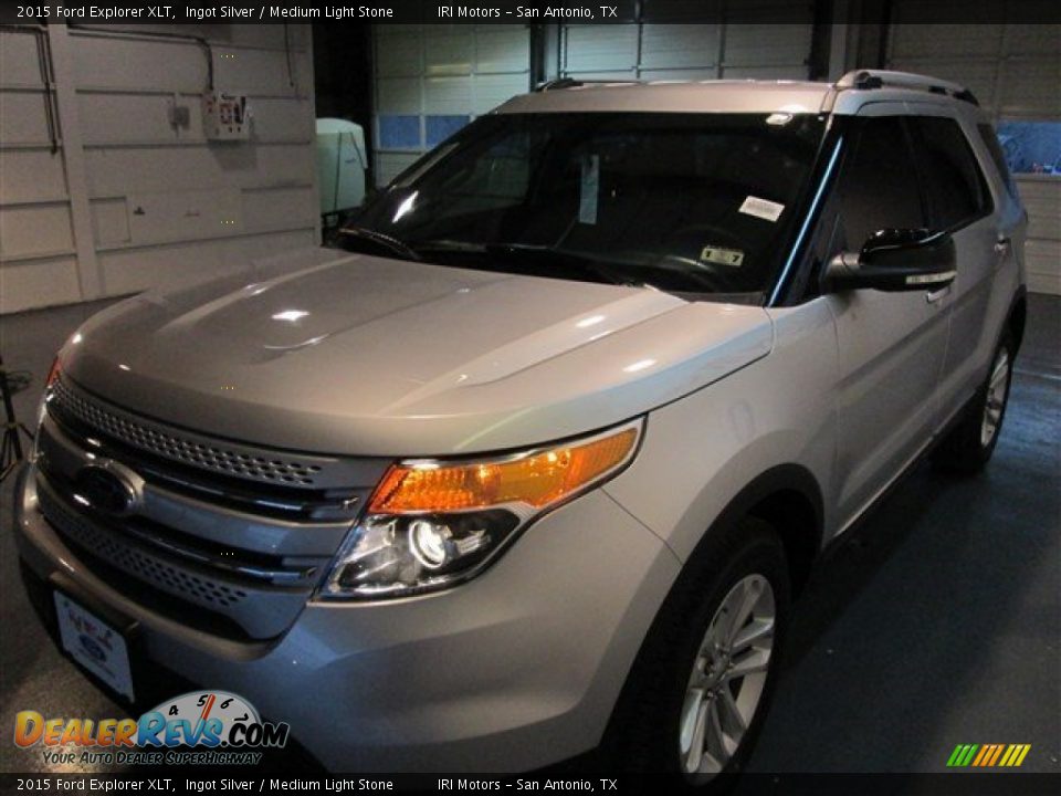 2015 Ford Explorer XLT Ingot Silver / Medium Light Stone Photo #3