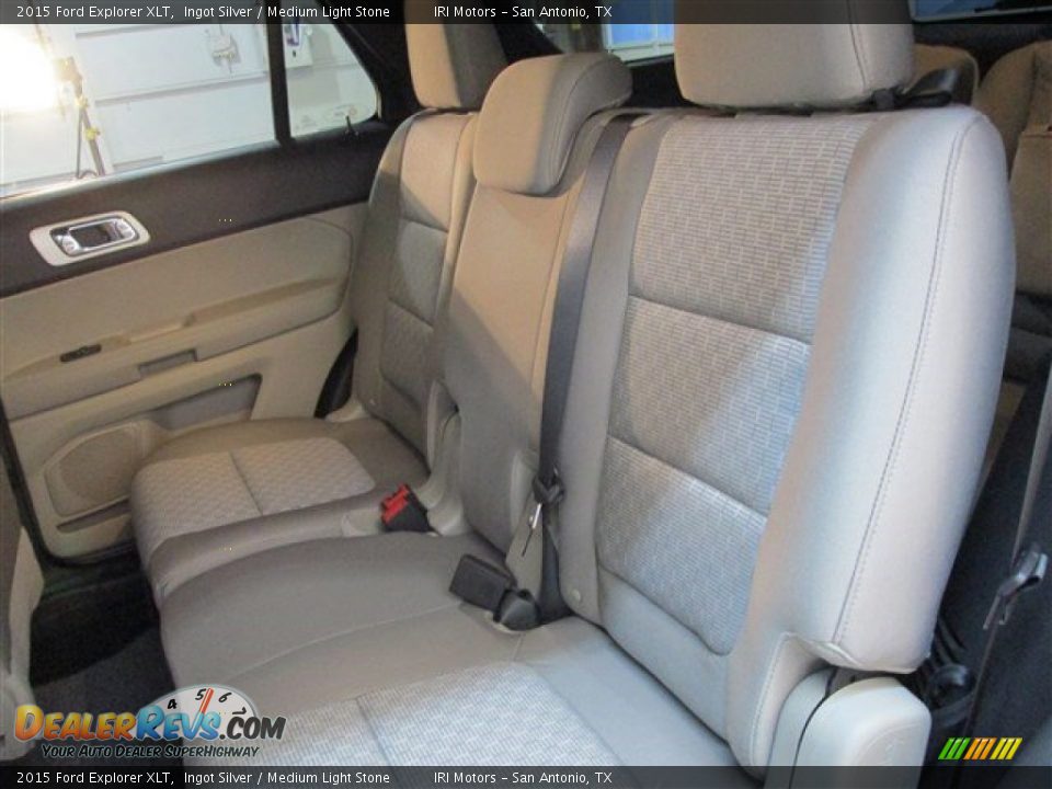 2015 Ford Explorer XLT Ingot Silver / Medium Light Stone Photo #10