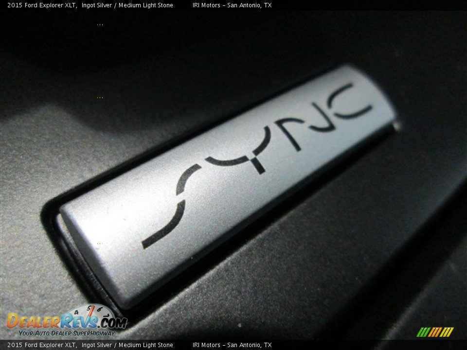 2015 Ford Explorer XLT Ingot Silver / Medium Light Stone Photo #18