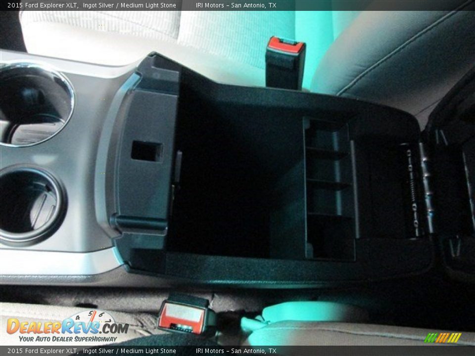 2015 Ford Explorer XLT Ingot Silver / Medium Light Stone Photo #24