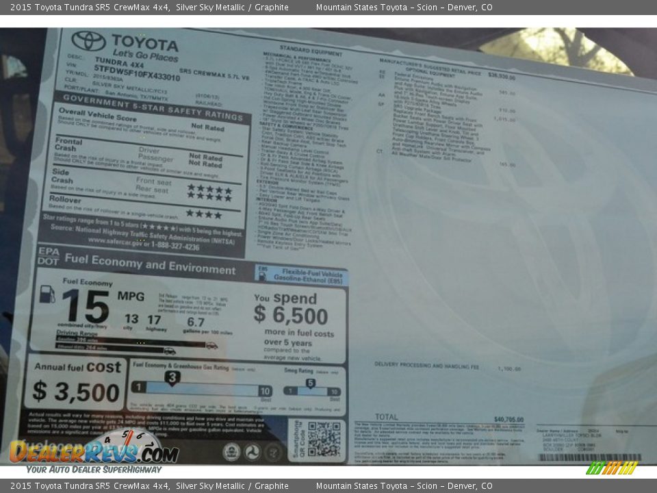 2015 Toyota Tundra SR5 CrewMax 4x4 Silver Sky Metallic / Graphite Photo #10