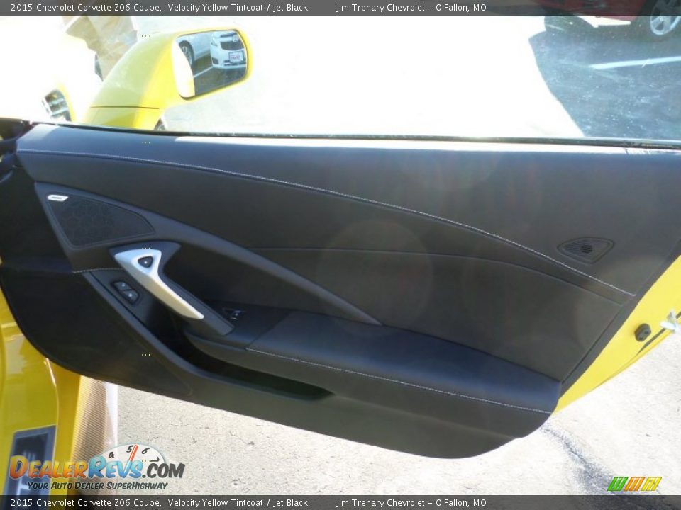 2015 Chevrolet Corvette Z06 Coupe Velocity Yellow Tintcoat / Jet Black Photo #32