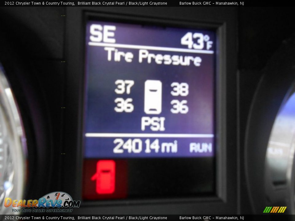 2012 Chrysler Town & Country Touring Brilliant Black Crystal Pearl / Black/Light Graystone Photo #22