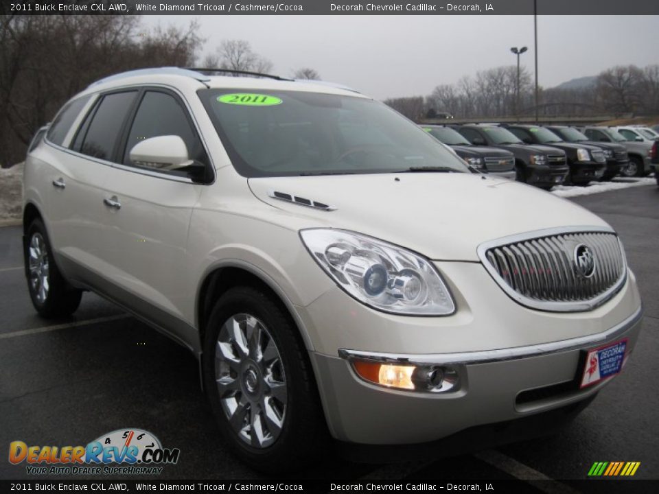2011 Buick Enclave CXL AWD White Diamond Tricoat / Cashmere/Cocoa Photo #3