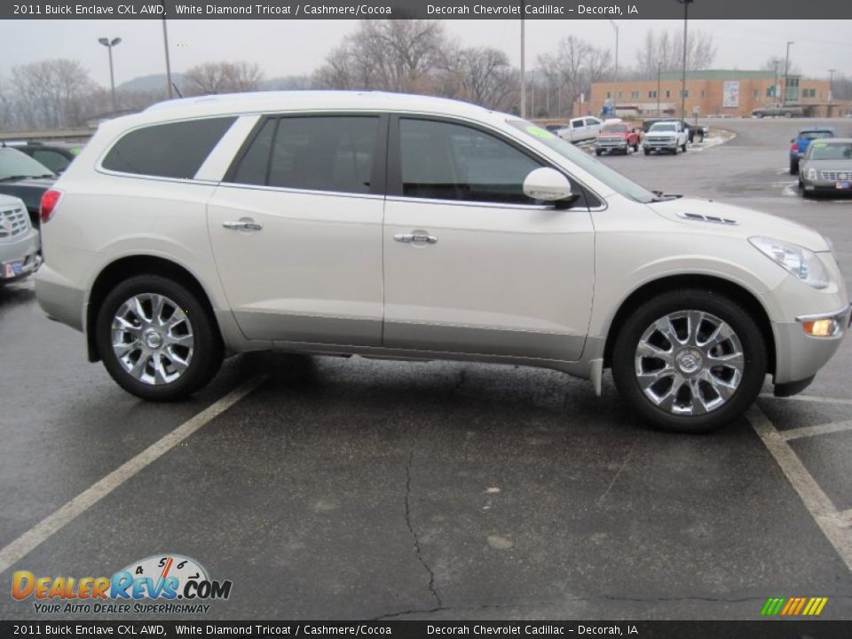 2011 Buick Enclave CXL AWD White Diamond Tricoat / Cashmere/Cocoa Photo #4