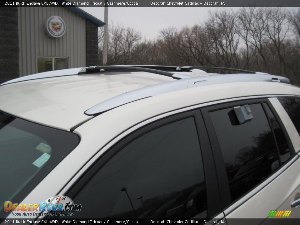 2011 Buick Enclave CXL AWD White Diamond Tricoat / Cashmere/Cocoa Photo #10