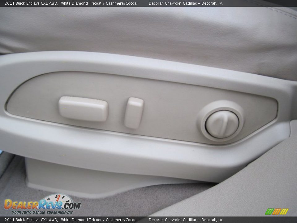 2011 Buick Enclave CXL AWD White Diamond Tricoat / Cashmere/Cocoa Photo #12