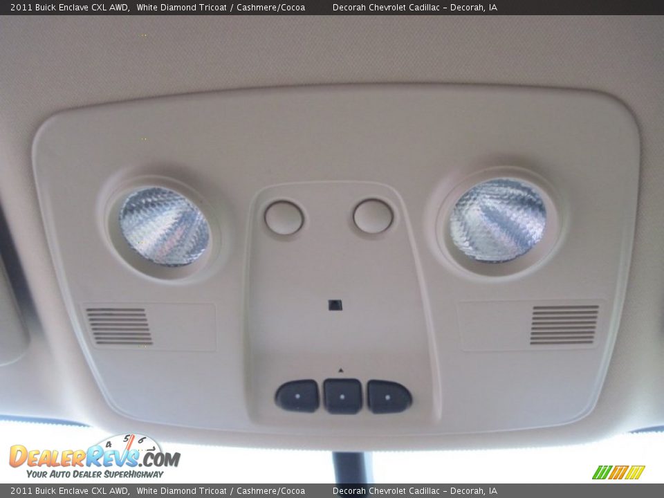 2011 Buick Enclave CXL AWD White Diamond Tricoat / Cashmere/Cocoa Photo #32