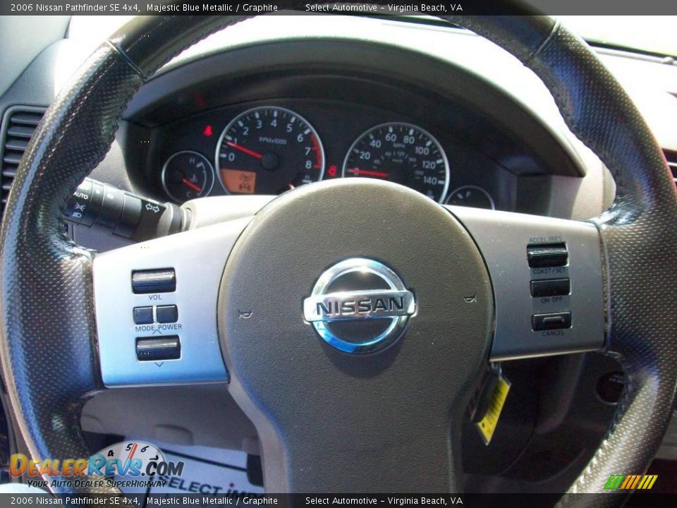 2006 Nissan Pathfinder SE 4x4 Majestic Blue Metallic / Graphite Photo #23
